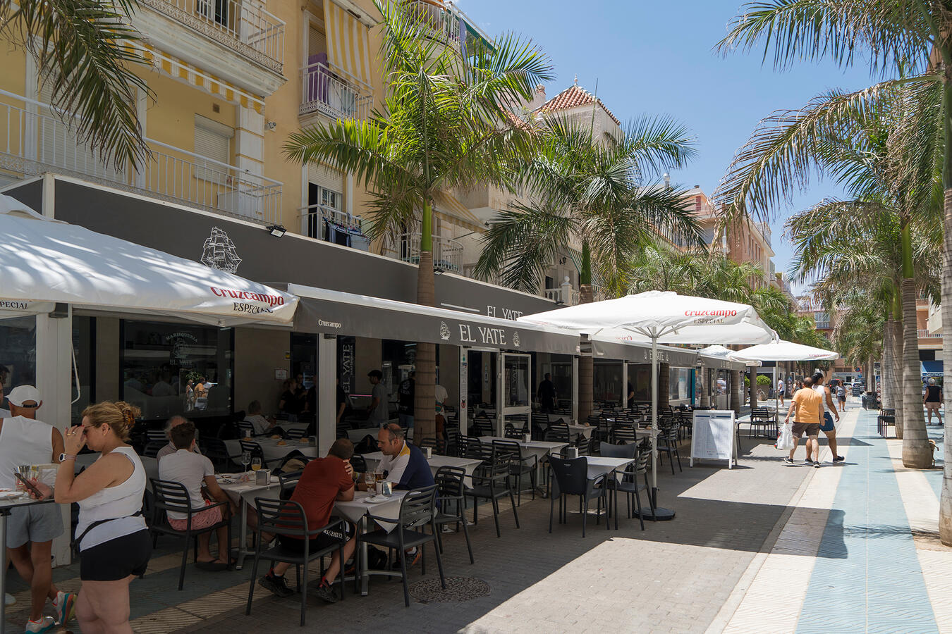 Terraza de Marisquería EL Yate